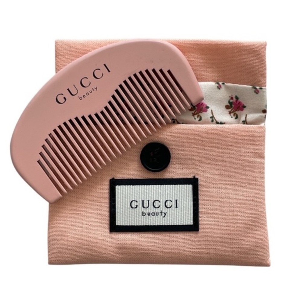 Gucci Pink Comb with Floral Accent Pouch